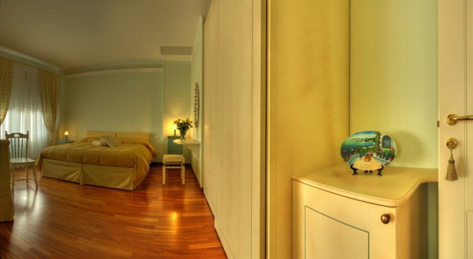 Borgo Delle Viole Bed & Breakfast Виланова д'Албенга Екстериор снимка